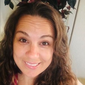 Meet your Posher, Priscilla